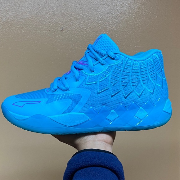 PUMA LaMelo Ball MB.01 Men’s Basketball Sneakers “Blue” Size 11